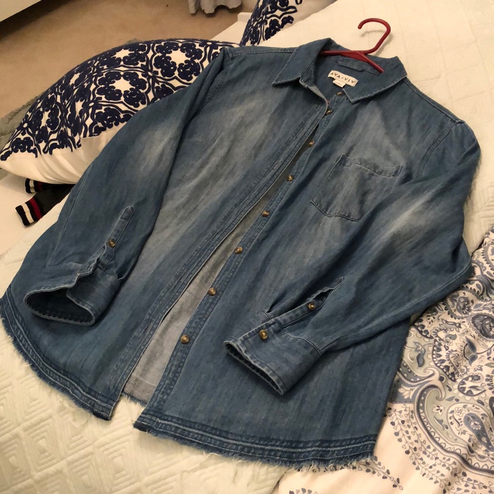 Ava & Viv denim frayed edge button down top